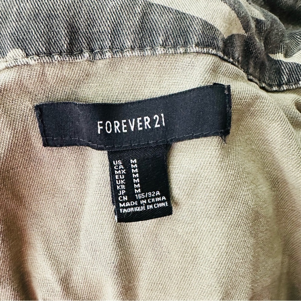 Forever 21 Green Army Camouflage Jacket Long Sleeve Full Zip‎ Size M - Picture 10 of 11
